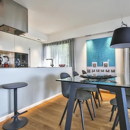 Sublime Promenade Des